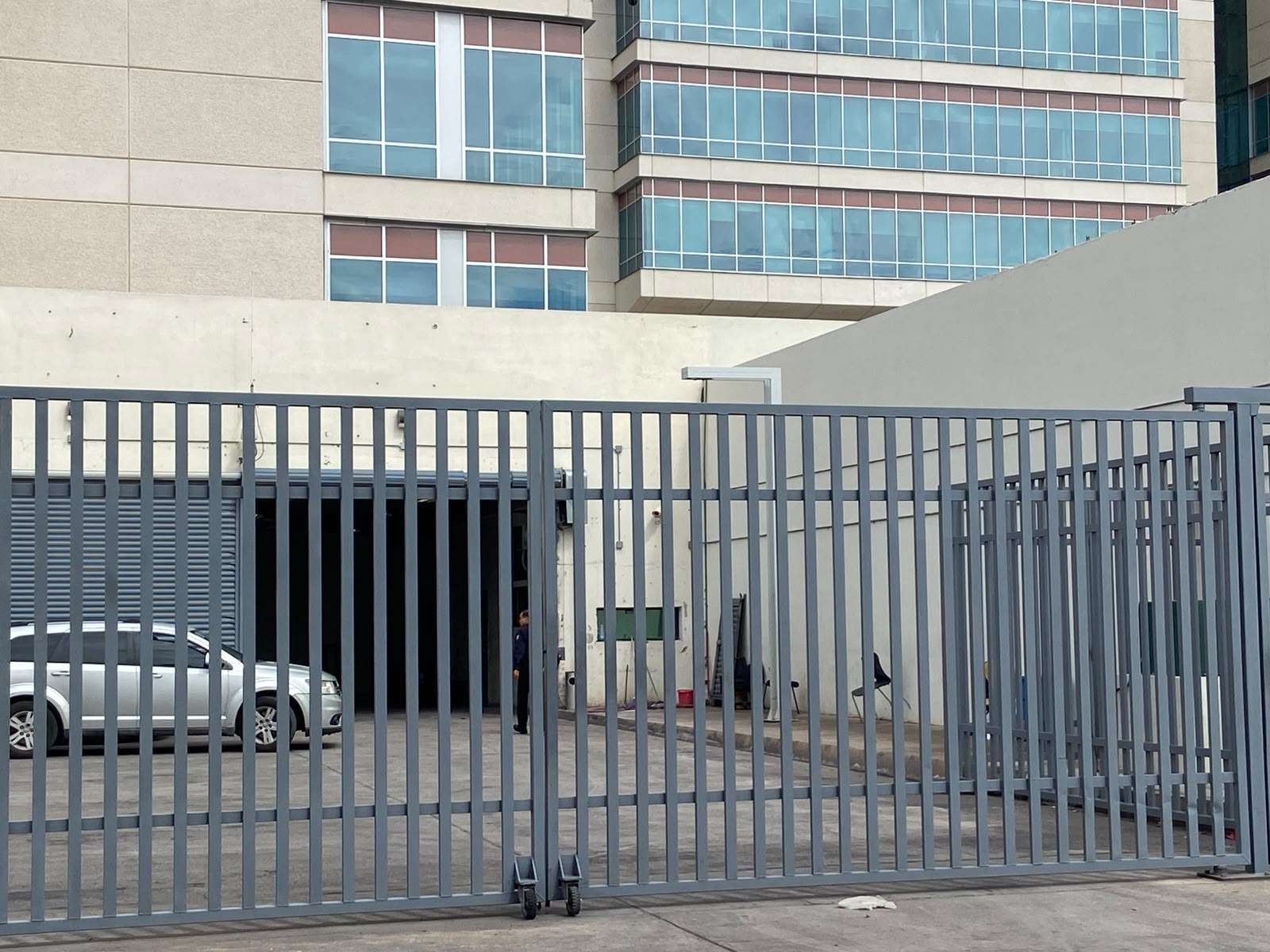 Espera César Jáuregui audiencia en el Tribunal Superior de Justicia