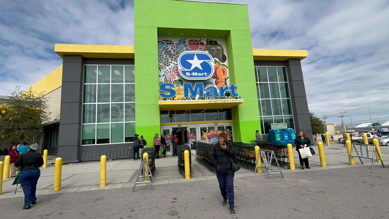 Evacuan Smart y Coppel de la Pacheco por fuga de gas 
