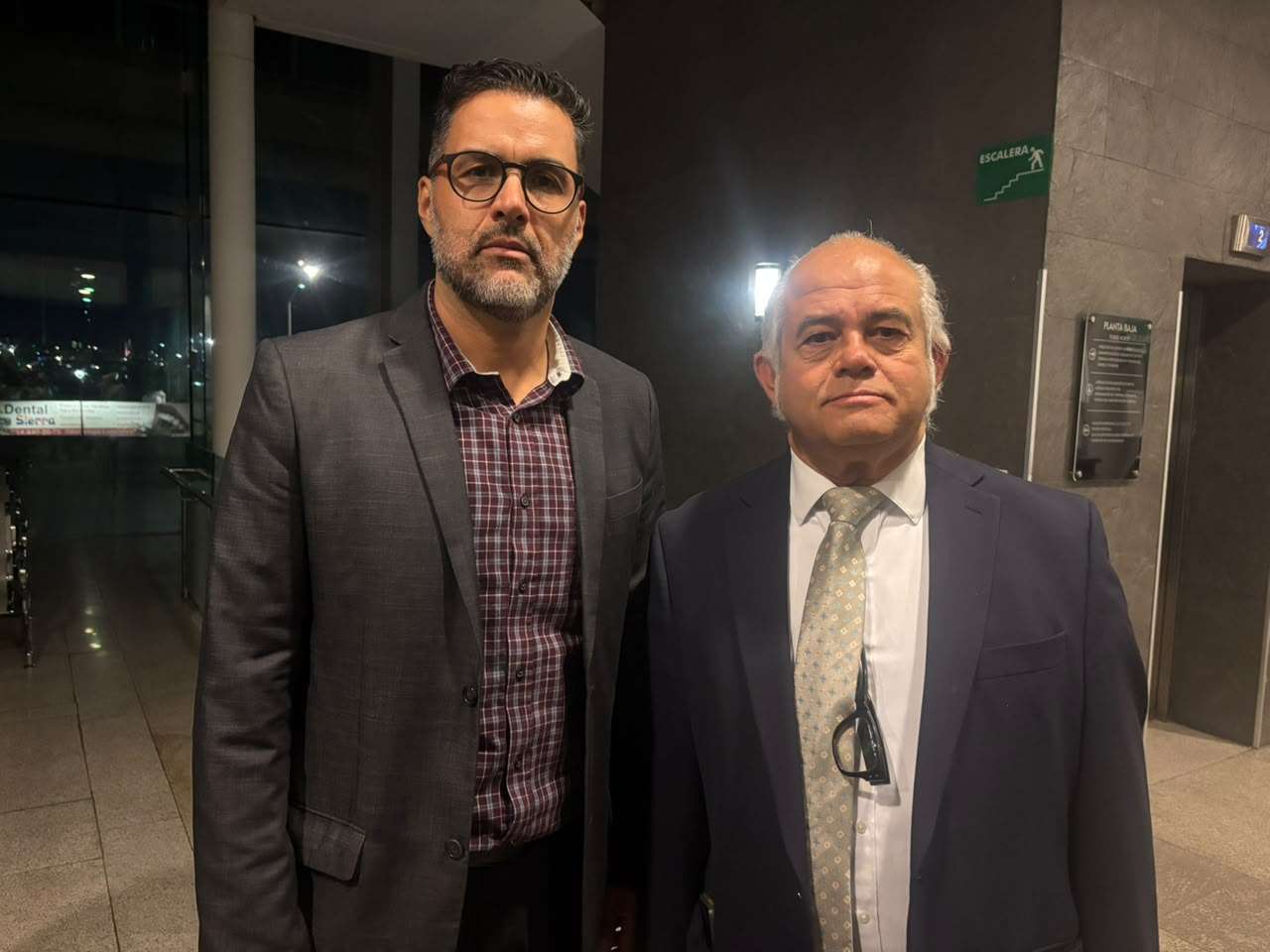Notifican a César Jáuregui por presunta traición a la patria