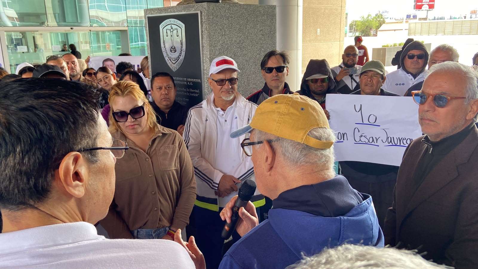 Convocan a reforzar apoyo a Jáuregui en Ciudad Judicial