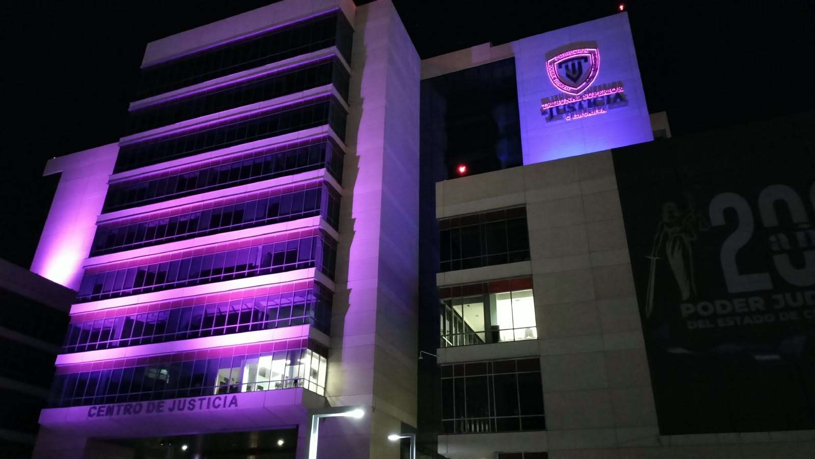 Niega juez prisión preventiva a César Jáuregui, impone medidas cautelares en libertad