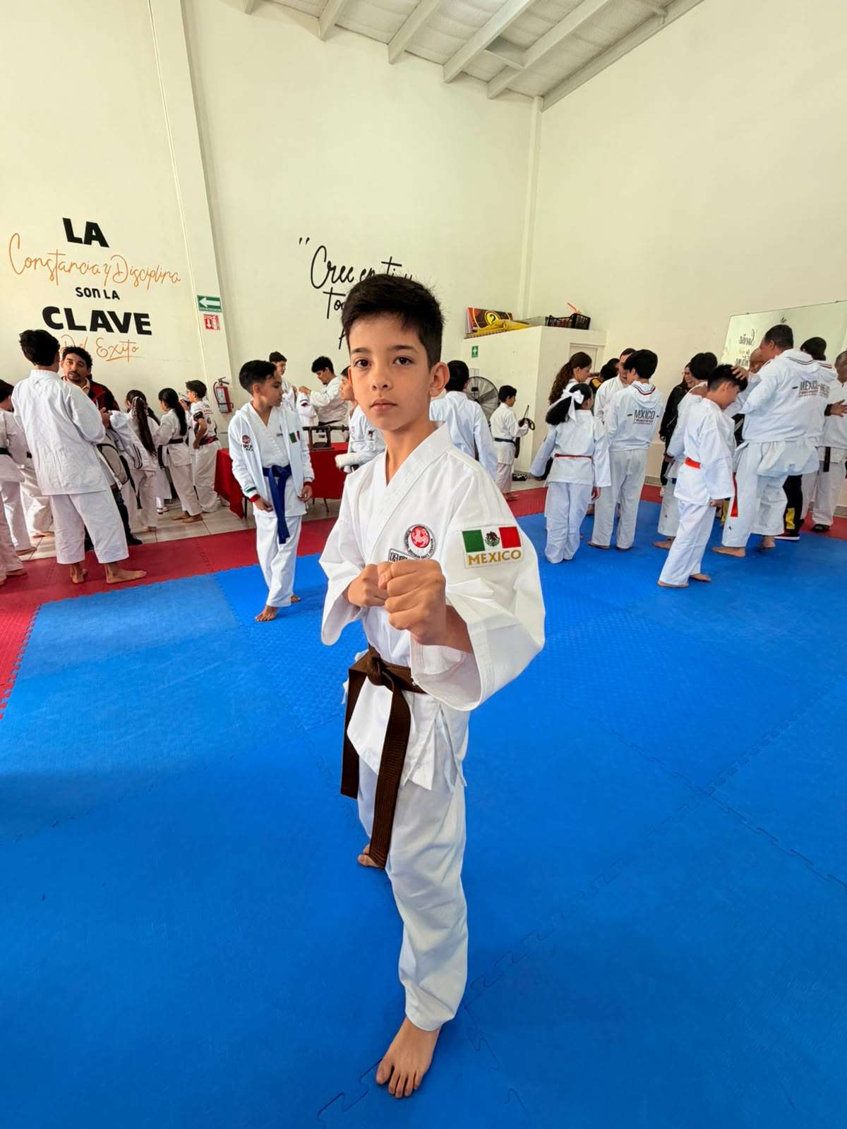 Representan más de 71 karatecas de Chihuahua a México en Mundial de Mérida