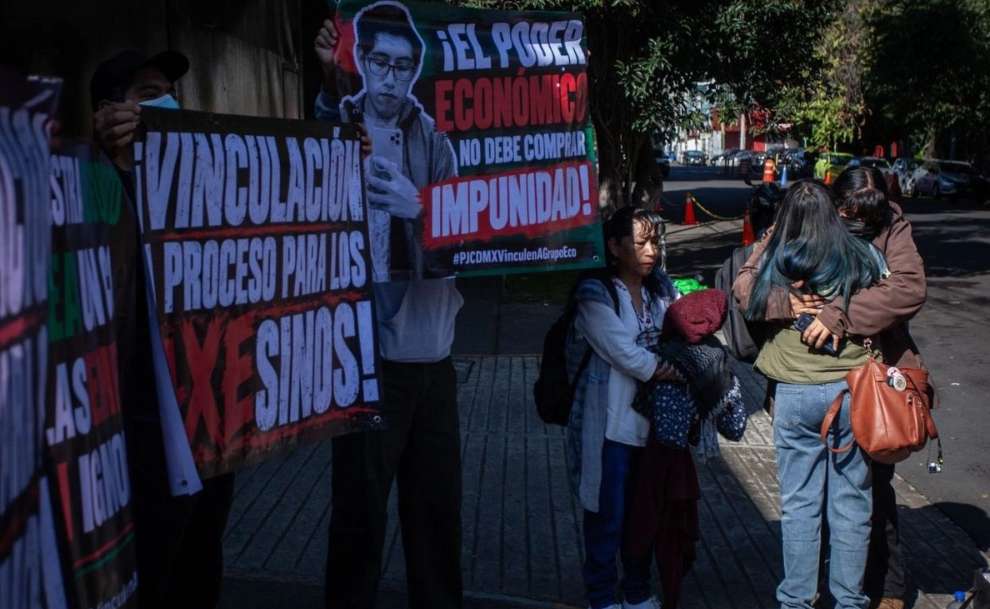 Exige familia de fotoperiodista vincular a proceso a tres empresas por muerte en Axe Ceremonia