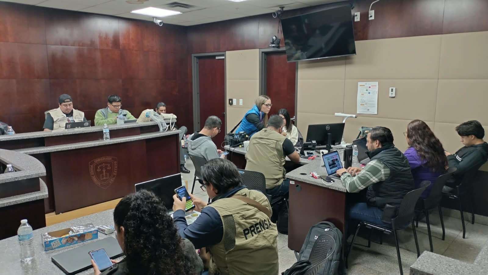 Exponen testimonios de operativo en El Pinal en audiencia de Jáuregui