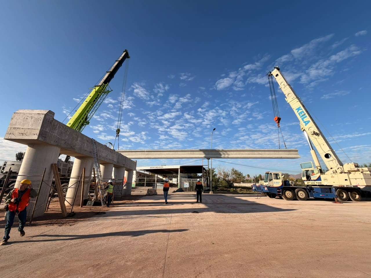Arranca montaje de trabes en puente Palestina y Fuerza Aérea