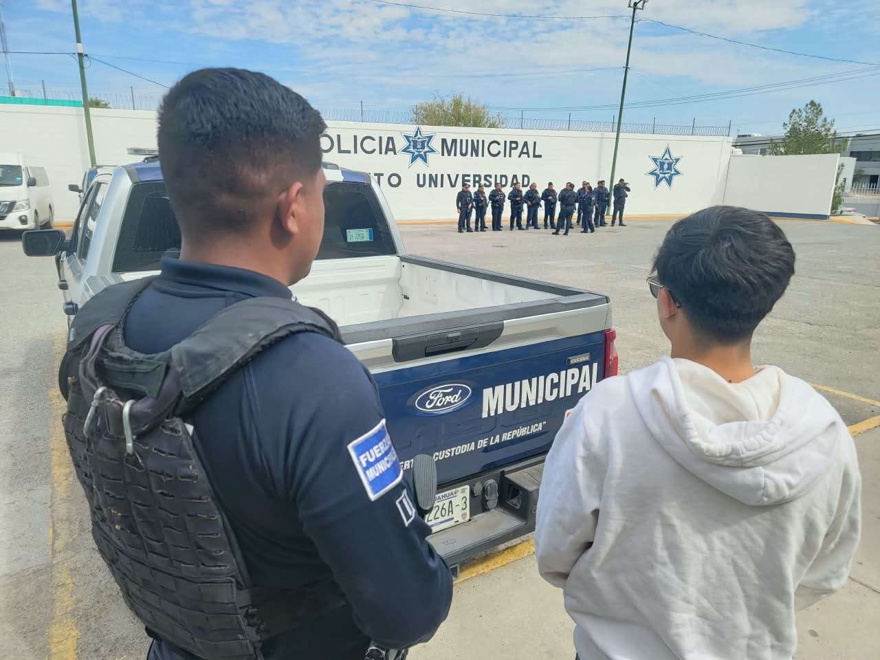 Resguardan a adolescente desaparecido en Villas Solares ll