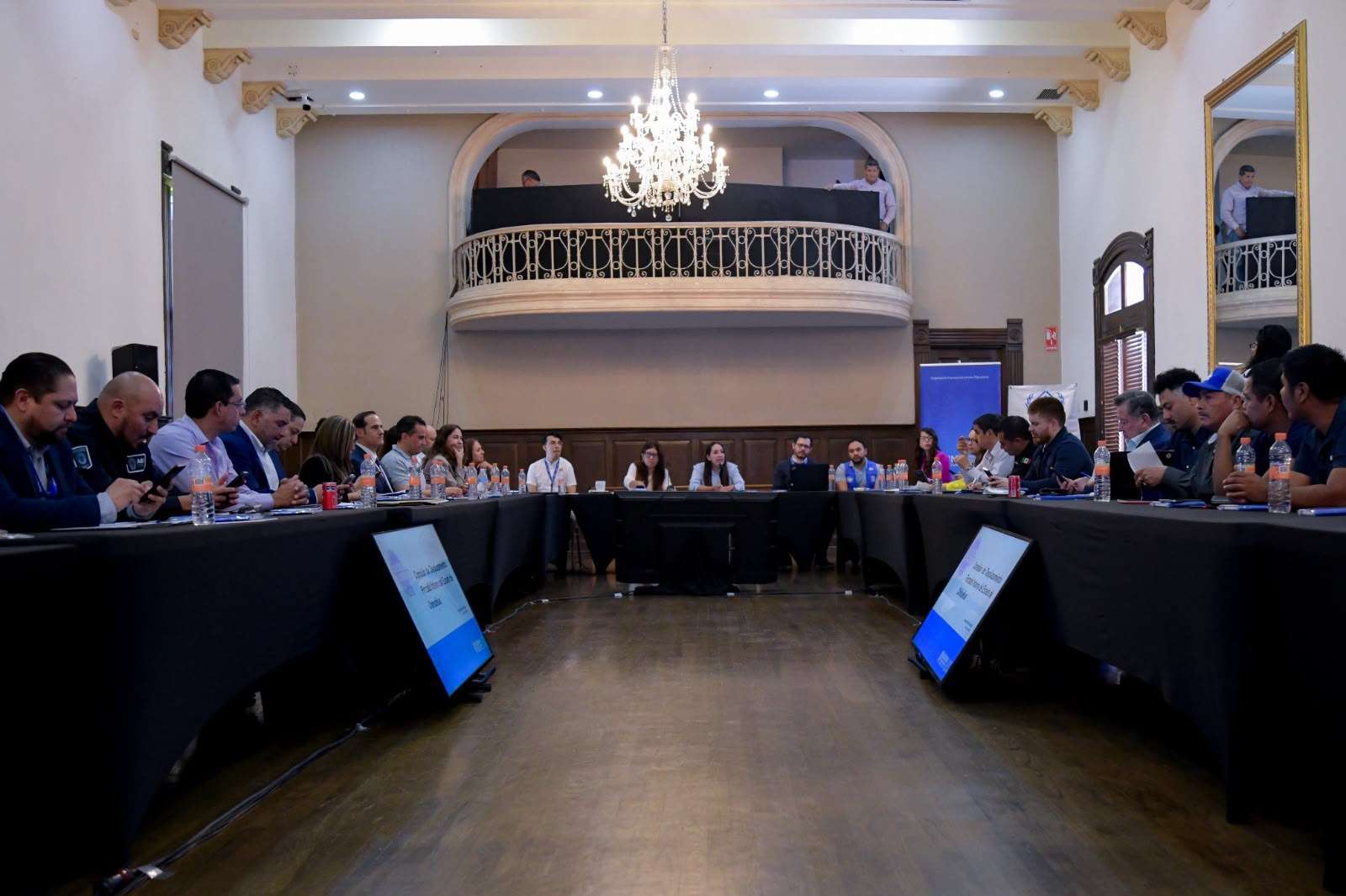Fortalece Estado atención al desplazamiento forzado