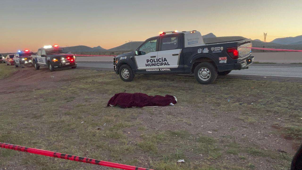 Hallan cadáver con huellas de violencia en carretera a Cuauhtémoc 