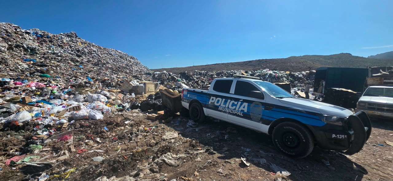 Apoyó Policía Municipal a vecino de la colonia CDP afectado por lluvias