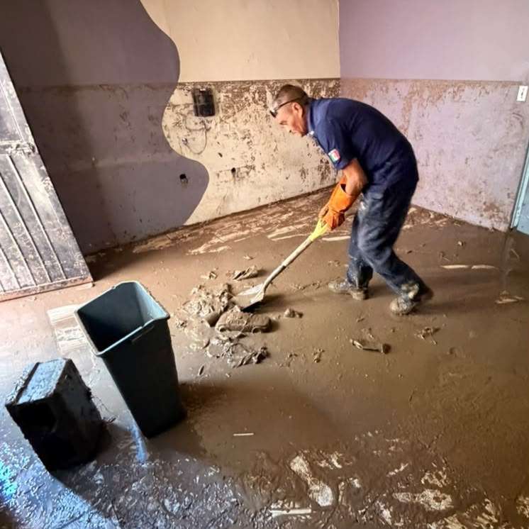 Apoyó Policía Municipal a vecino de la colonia CDP afectado por lluvias
