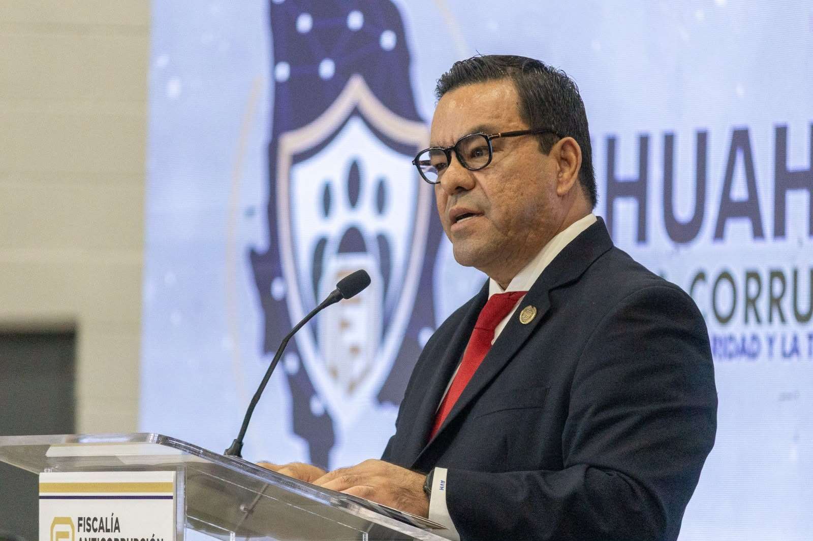 Capacita Fiscalía Anticorrupción a funcionarios de 32 municipios