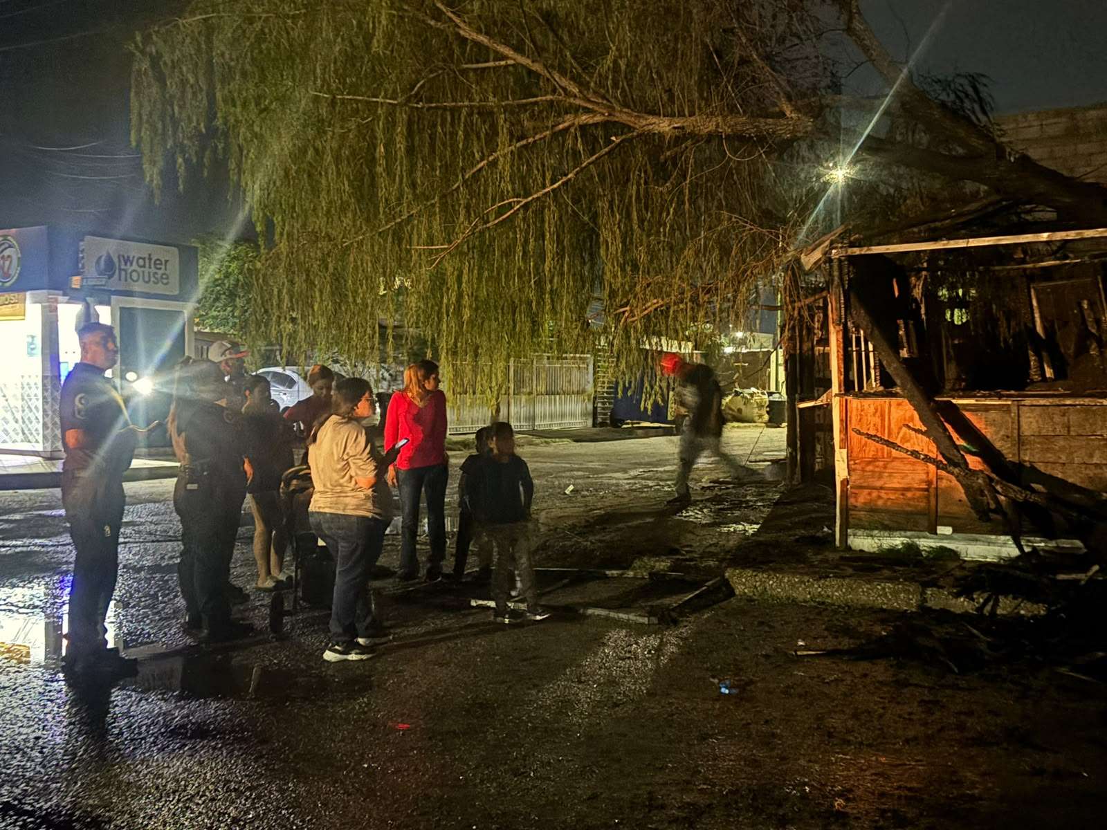 Consume incendio en Praderas del Sur