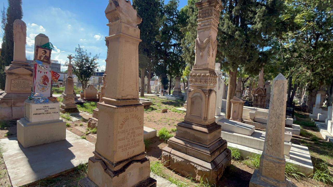 Resguarda el Panteón de Dolores memorias en piedra