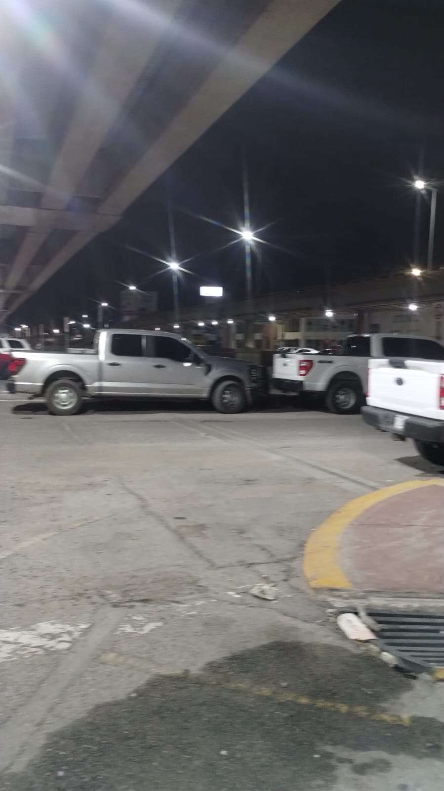 Detienen a asaltantes de nómina de empresa en Sector 3