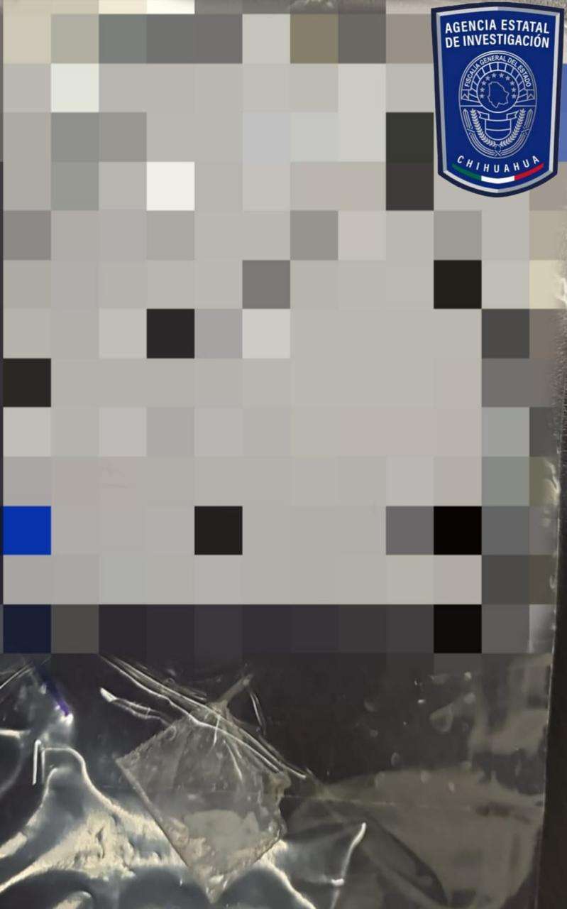 Detiene AEI a menor de edad con drogas y pick up sin matrículas en Parral