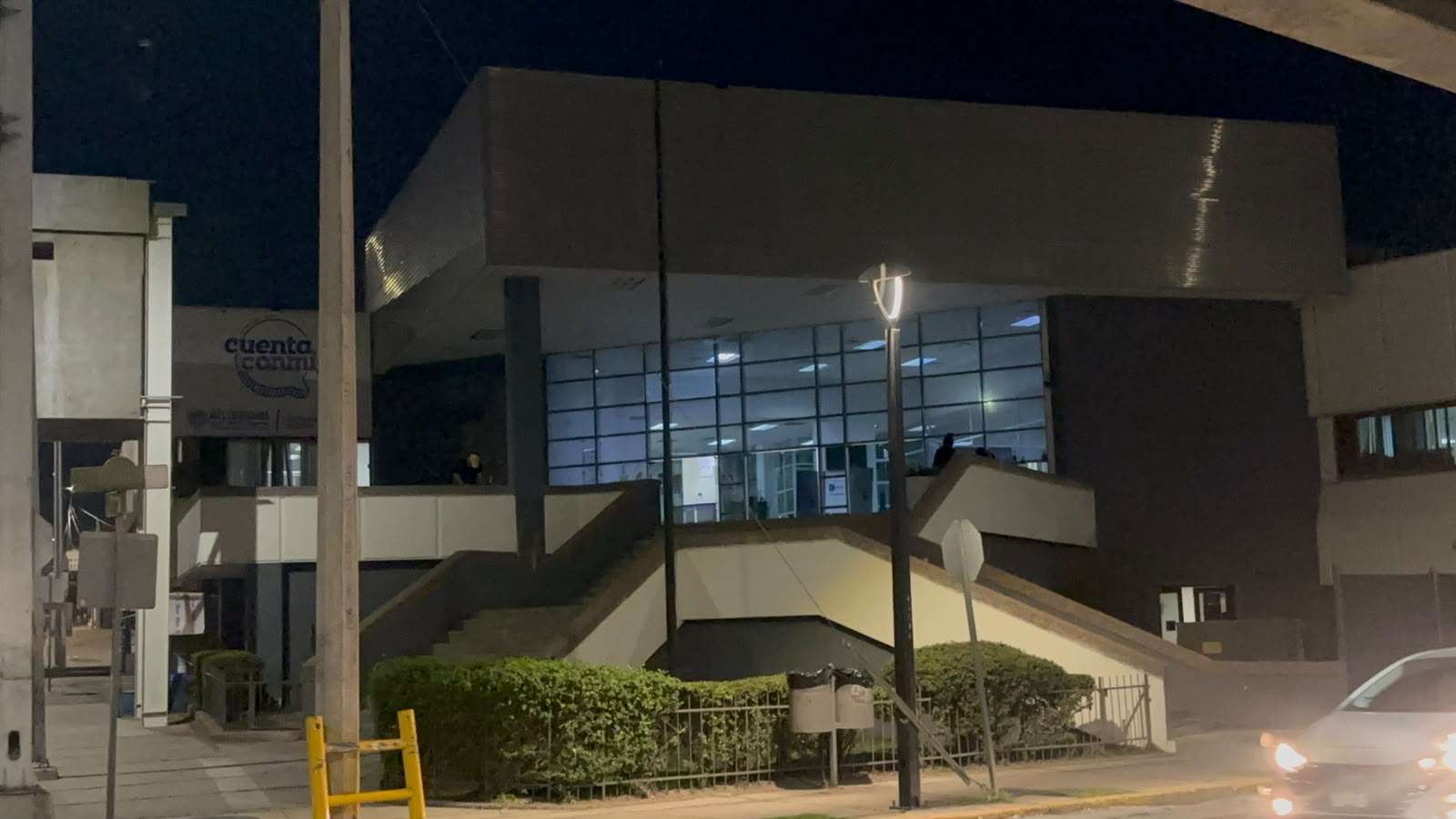 Detienen a asaltantes de nómina de empresa en Sector 3