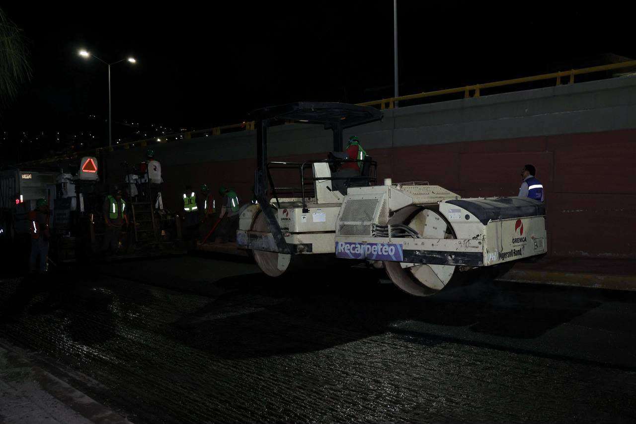 Supervisa René Chavira recarpeteo nocturno en el Perijuv