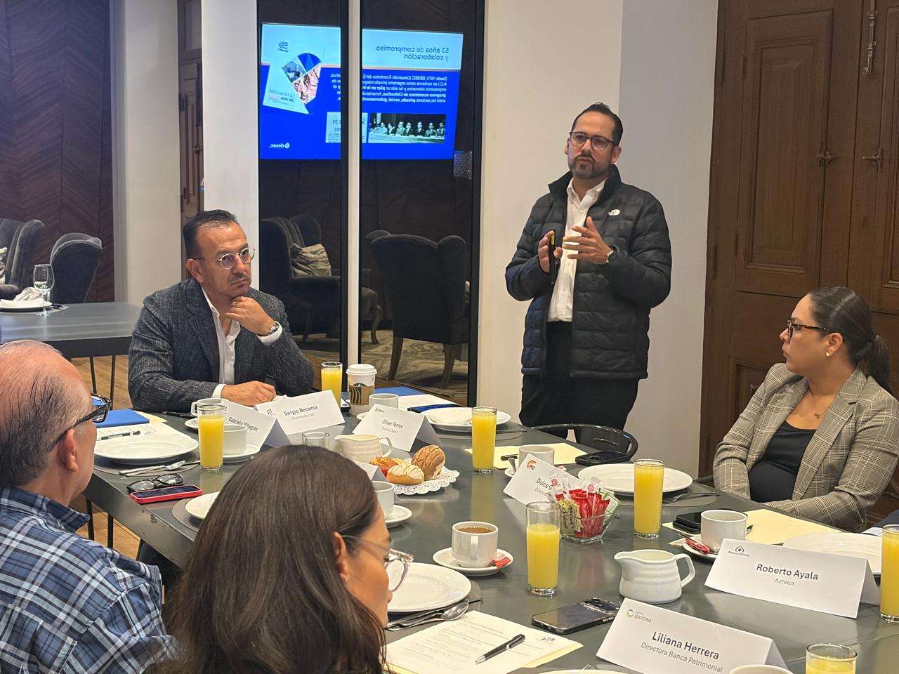 Exploran alianzas Centro Bancario y Desec para impulsar el desarrollo de Chihuahua