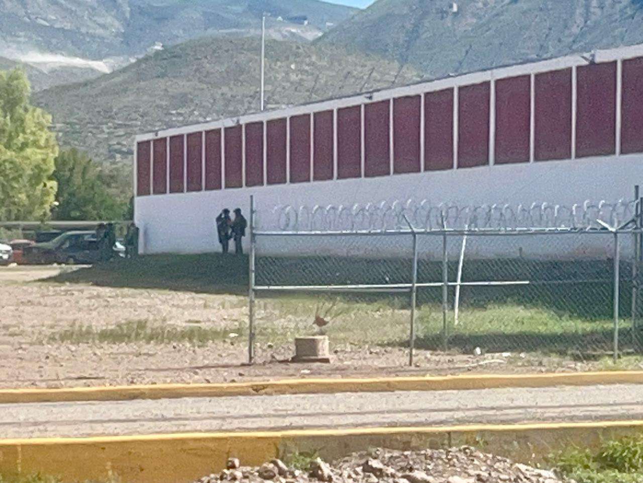 Despliegan operativo de revisión en Cereso de Aquiles Serdán 