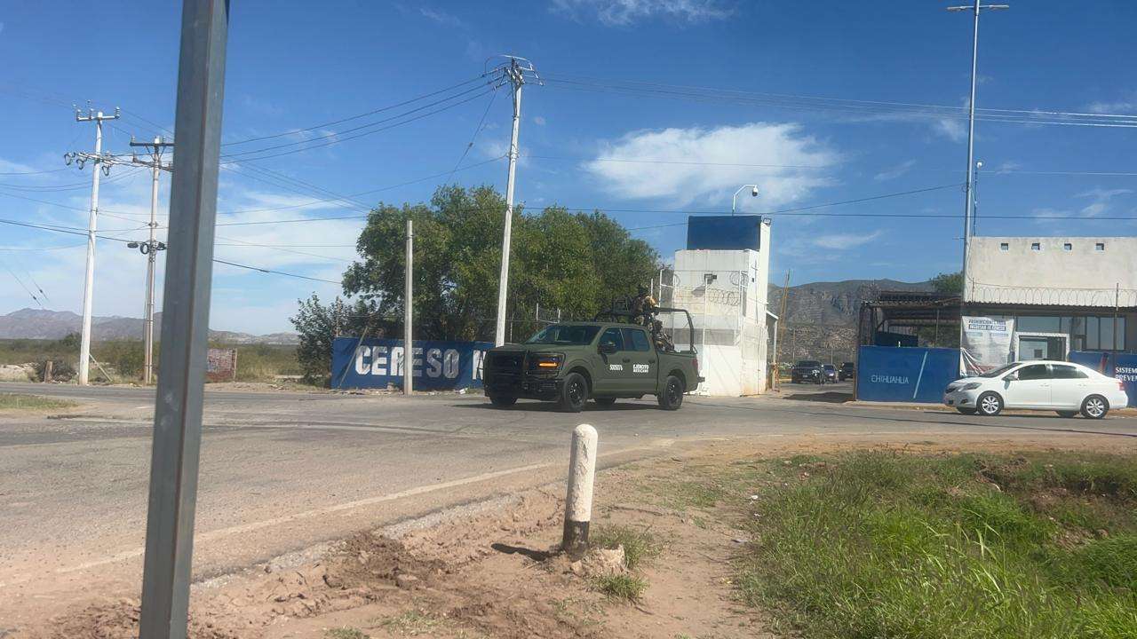 Despliegan operativo de revisión en Cereso de Aquiles Serdán 