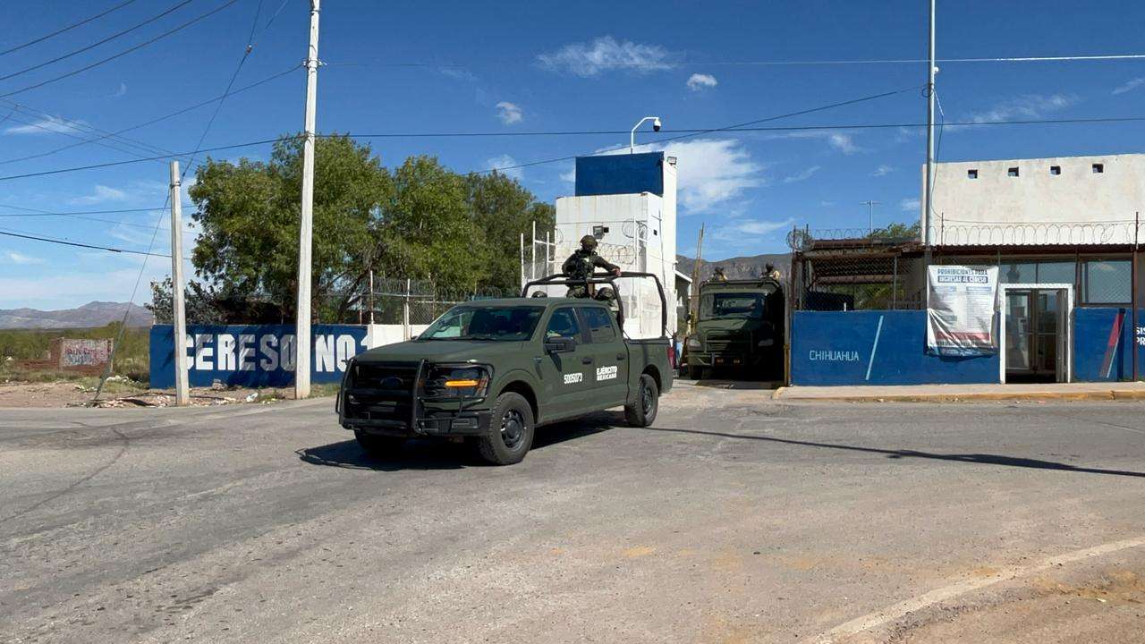 Despliegan operativo de revisión en Cereso de Aquiles Serdán 