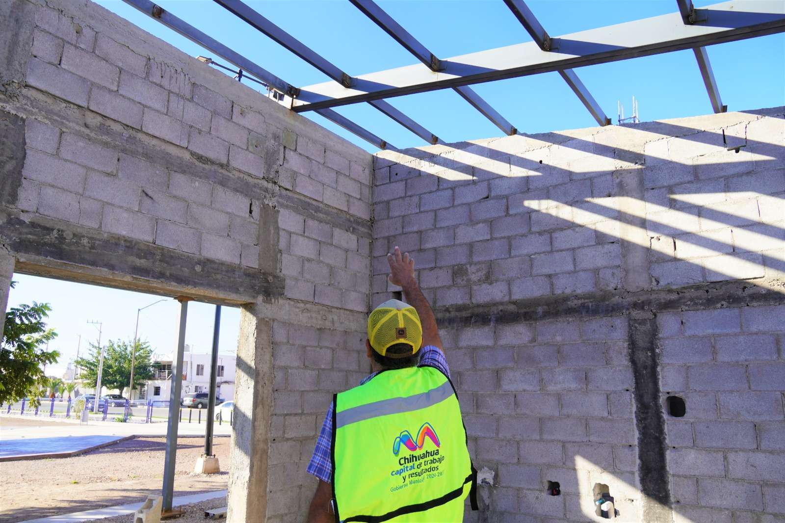 Salón de usos múltiples en Jardines de Sacramento va al 50%: Municipio