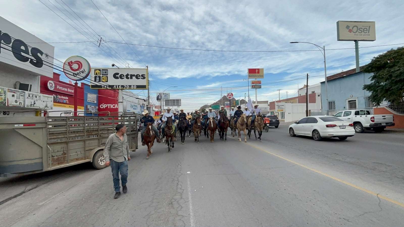 Arranca cabalgata de Expogan 2026