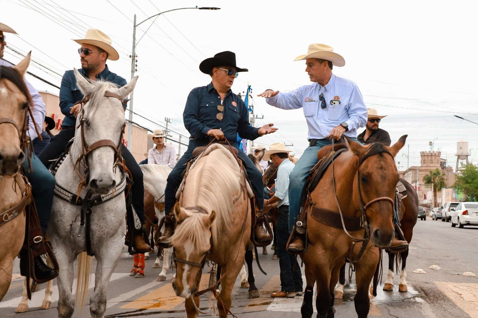 Encienden la fiesta de Expogan Chihuahua