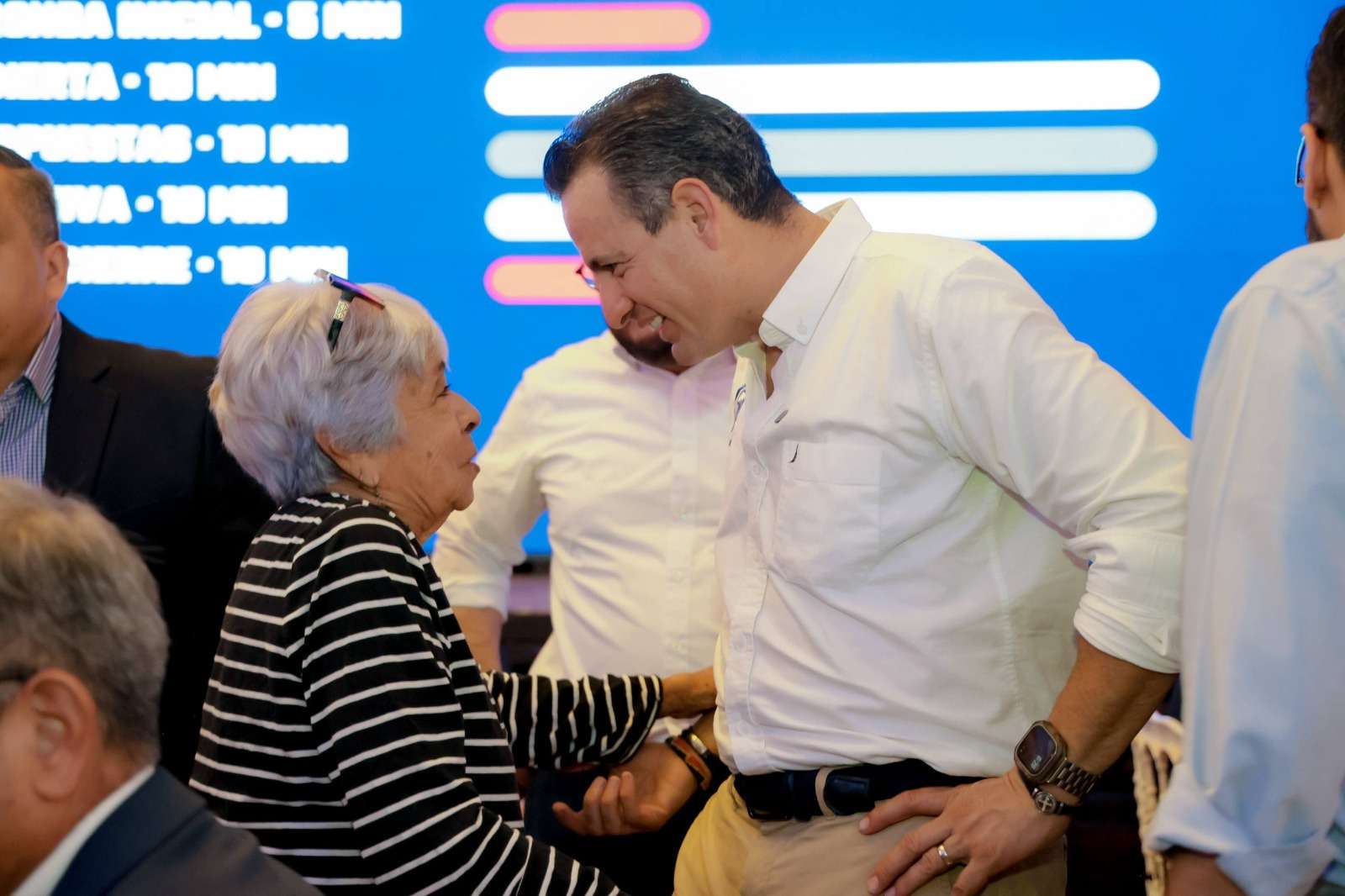 Reúne Marco Bonilla propuestas de más de 500 ciudadanos de Juárez