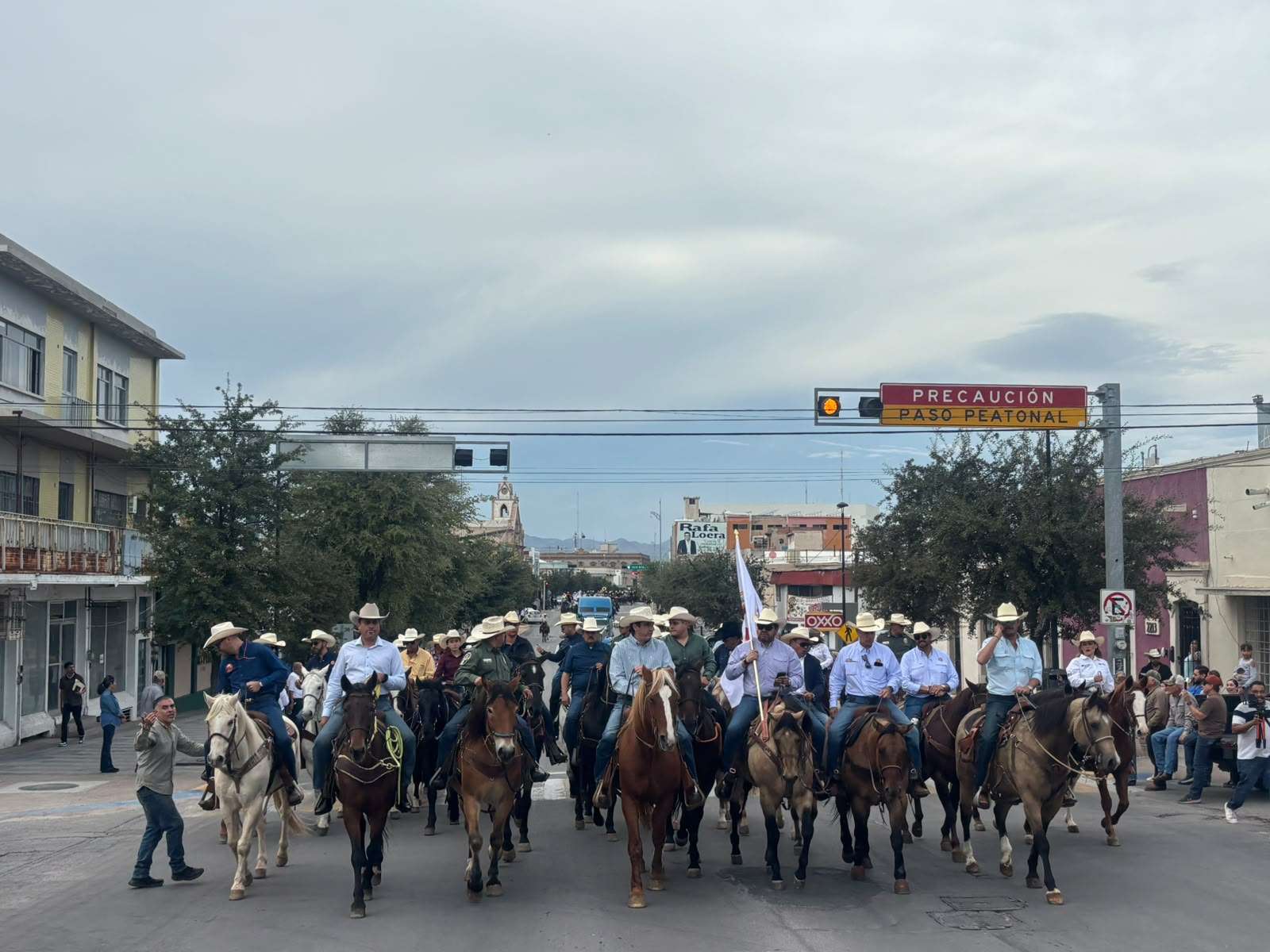 Arranca cabalgata de Expogan 2026
