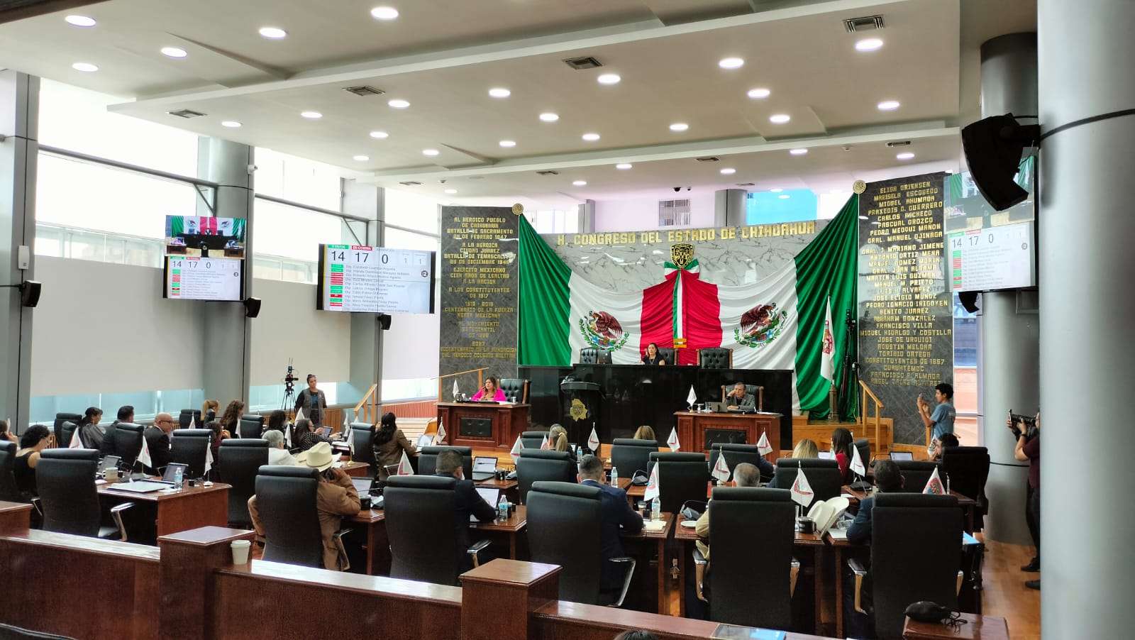 Desecha Congreso del Estado exhorto de Morena para comparecencia de Maru