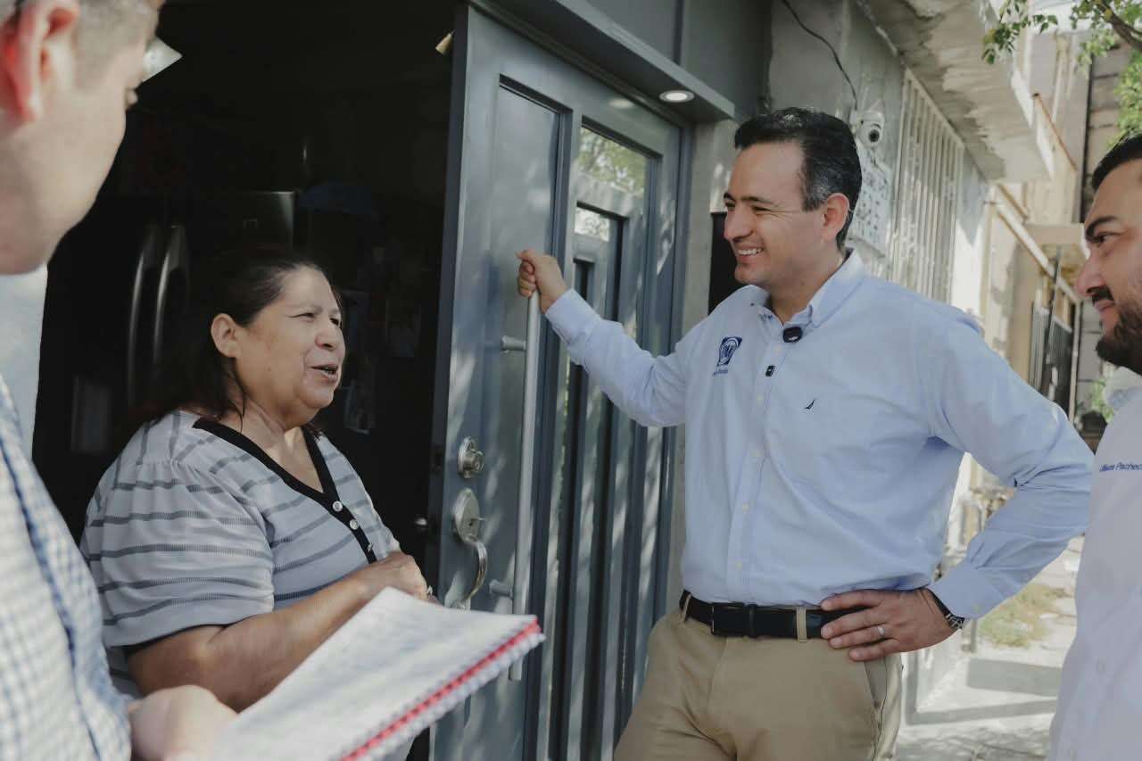 Escucha Marco Bonilla propuestas y necesidades de vecinos de la colonia Juárez Nuevo