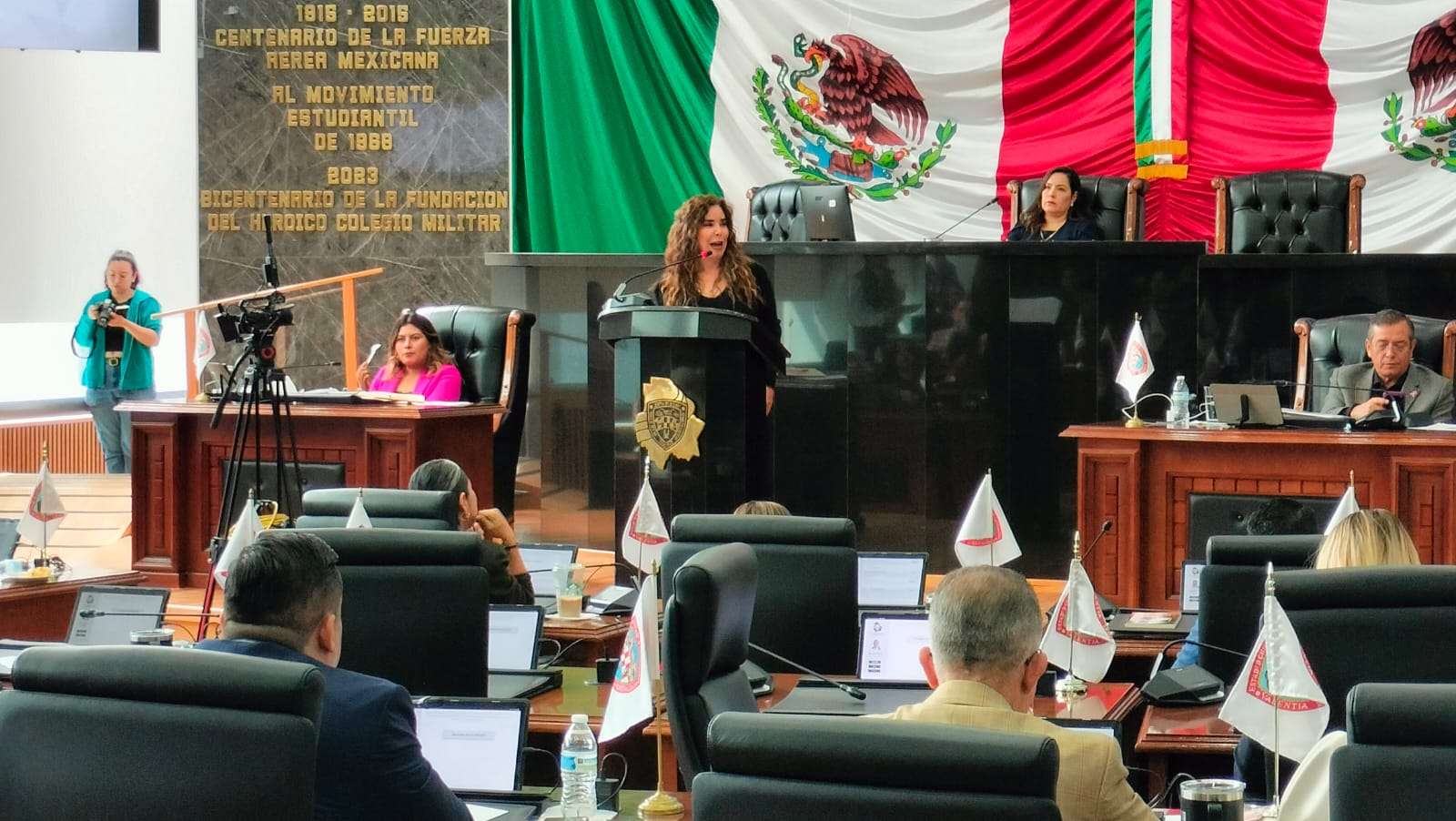 Pide Morena que Maru Campos comparezca por caso Jáuregui