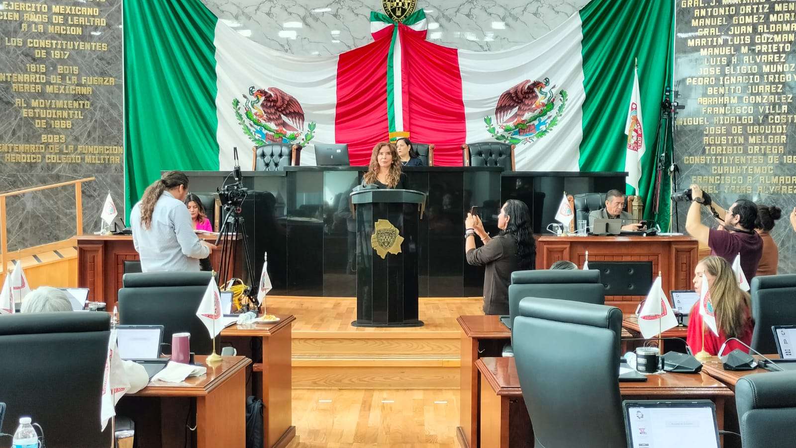Pide Morena que Maru Campos comparezca por caso Jáuregui