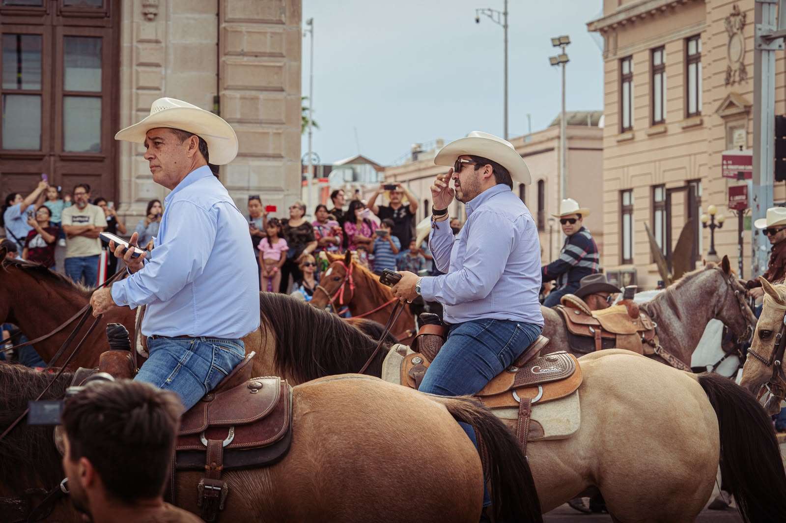 Encienden la fiesta de Expogan Chihuahua