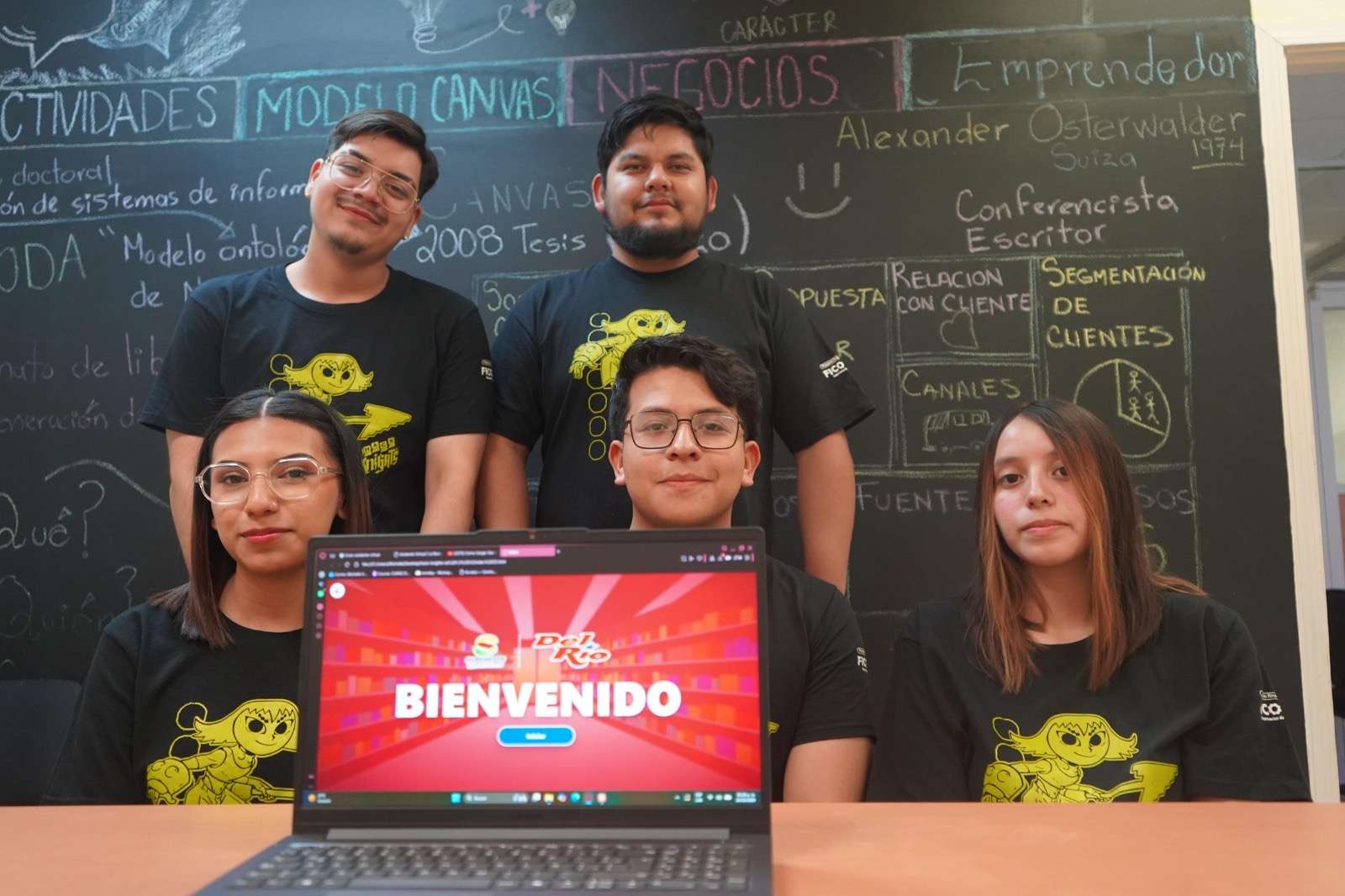 Estudiantes de la UTCJ triunfan en el Hack Knights IA Challenge 2026