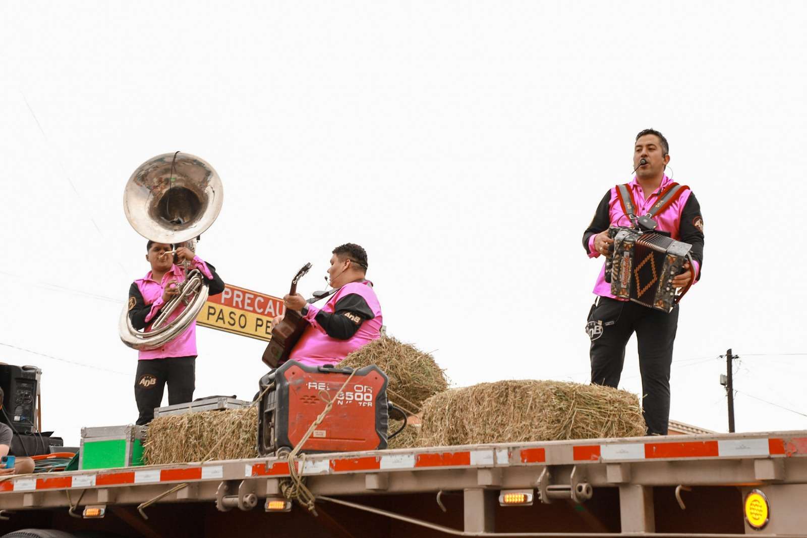 Encienden la fiesta de Expogan Chihuahua