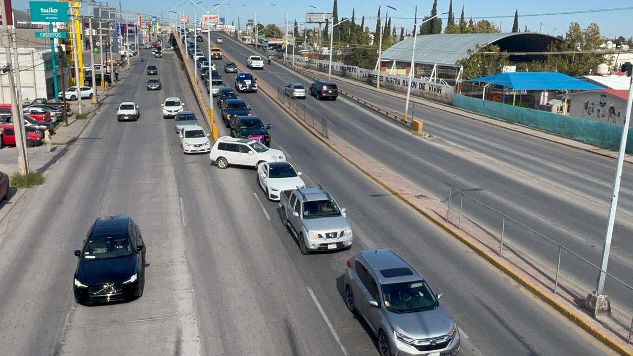 Marcha caravana del PAN a la FGR en apoyo de César Jáuregui