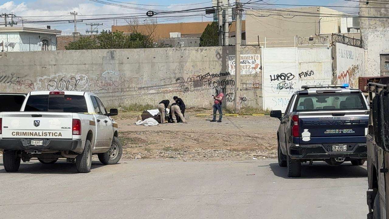 Abandonan cadáver dentro de un sillón en Ampliación Aeropuerto