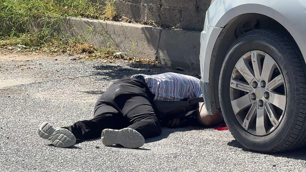 Asesinan a hombre cuando ayudaba a una persona en silla de ruedas