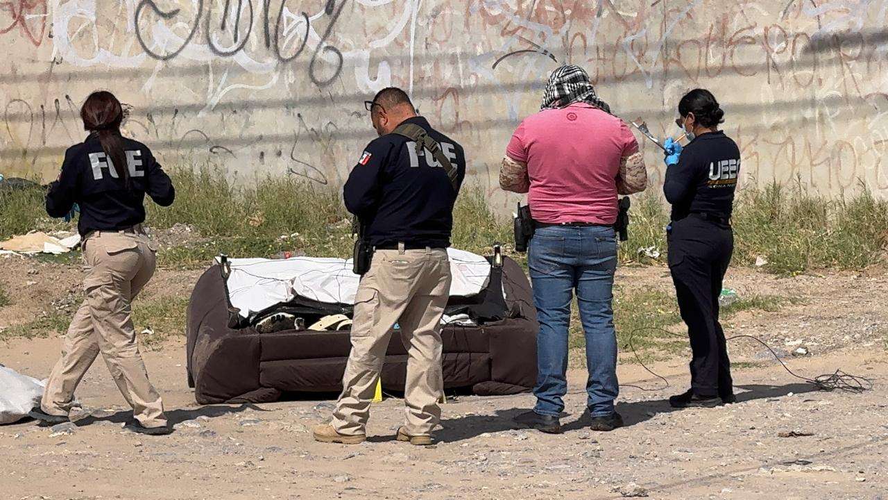 Abandonan cadáver dentro de un sillón en Ampliación Aeropuerto