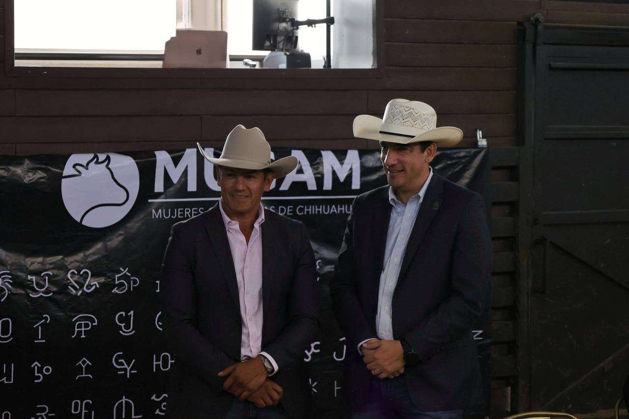 Reconoce René Chavira a mujeres ganaderas en tercer foro de Mugam