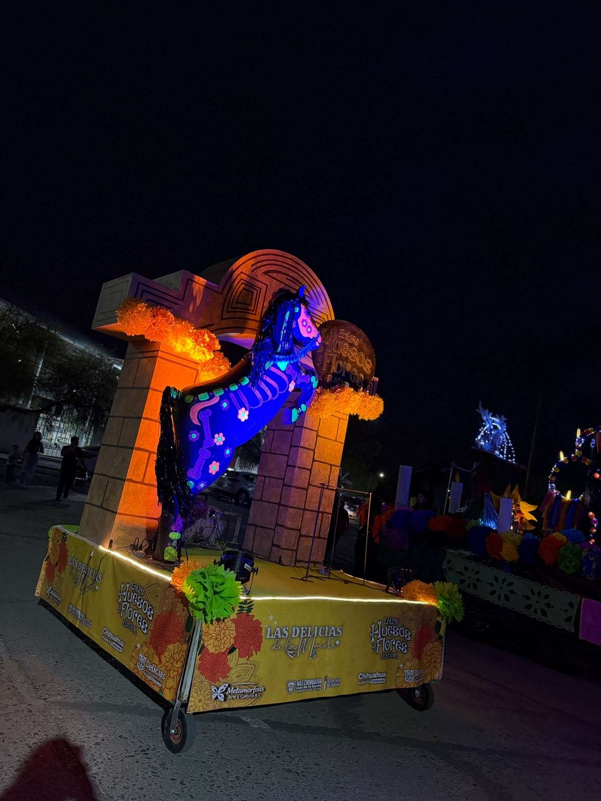 Suspende lluvia desfile de Día de Muertos en Delicias