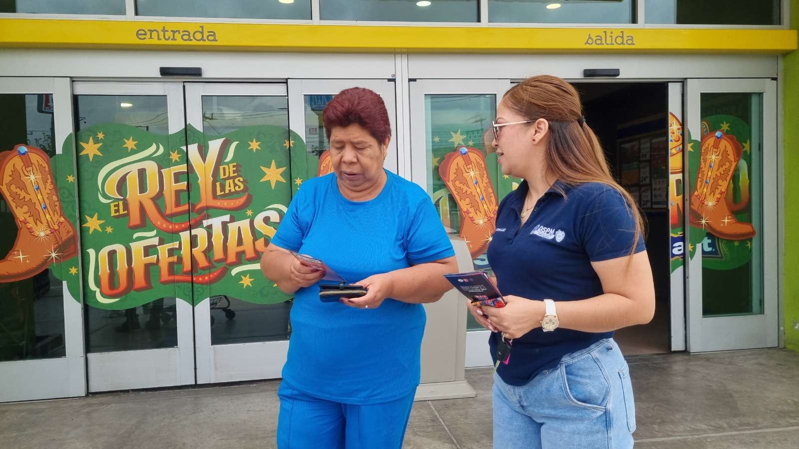 Brindan atención y acompañamiento a mujeres en colonias
