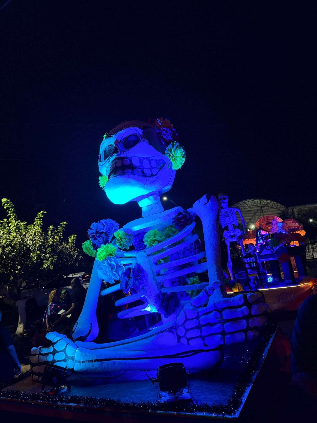 Suspende lluvia desfile de Día de Muertos en Delicias