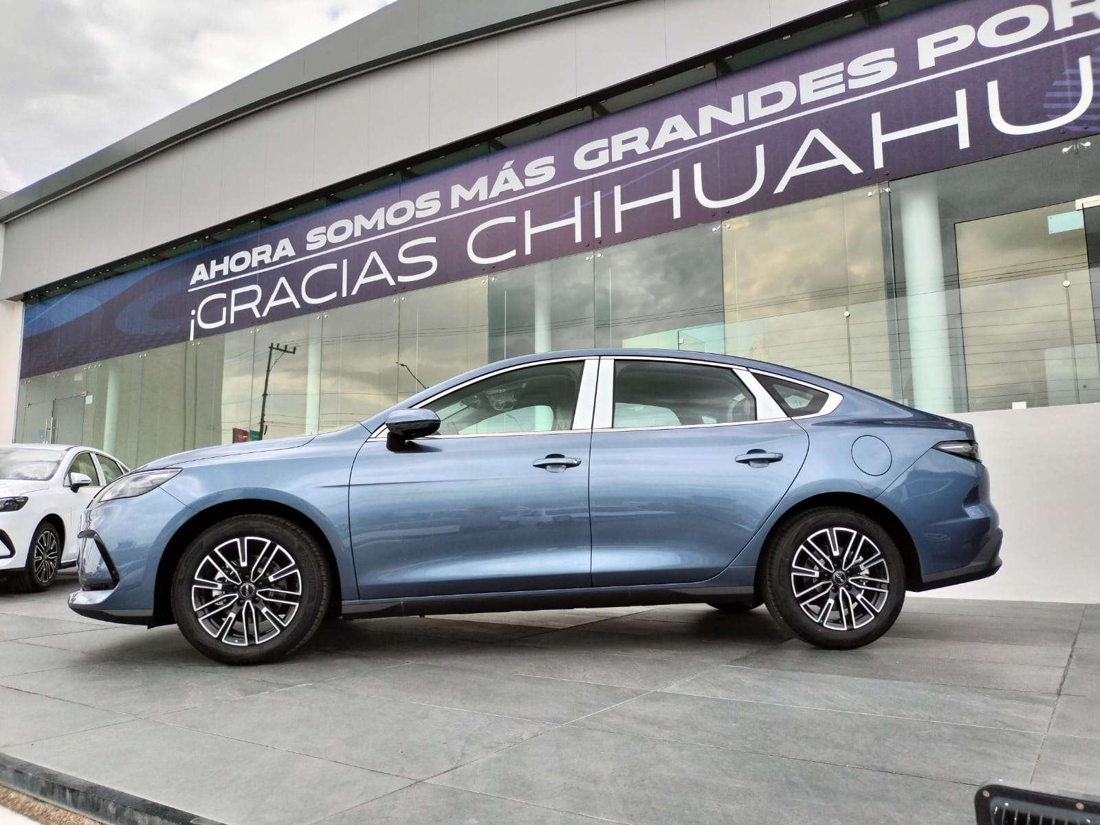 Aumenta 6.8% el crédito para comprar vehículos en México