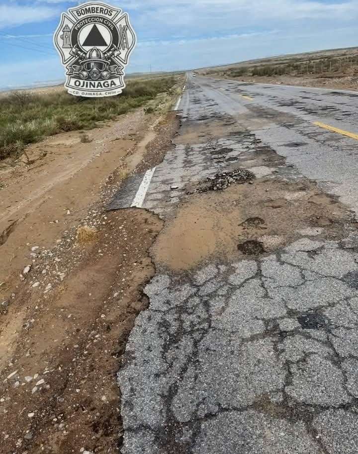 Alertan por baches y daños en carreteras de Ojinaga