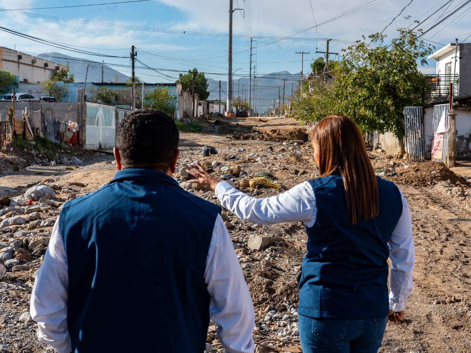 Despliegan maquinaria para atender emergencia por lluvias en el norponiente