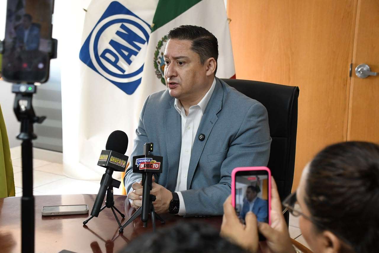 Celebra Alfredo Chávez renuncia de Taddei 