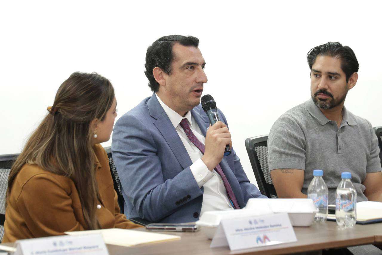 Asume René Chavira como presidente del Impas